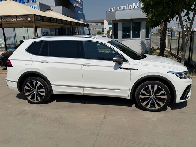 VW Tiguan ALLSPACE-2.0TDI, 200ps, 4-MOTION, R LINE, HEAD-UP, - автомобили, коли, обяви за нови и употребявани 3