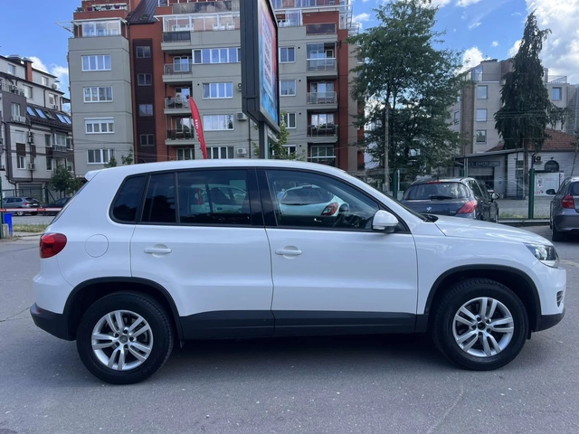 VW Tiguan 1.4 BENZ - автомобили, коли, обяви за нови и употребявани 6