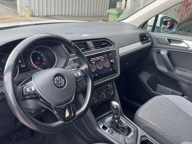 VW Tiguan 4Motion* ТОП* СОБСТВЕН ЛИЗИНГ - автомобили, коли, обяви за нови и употребявани 8