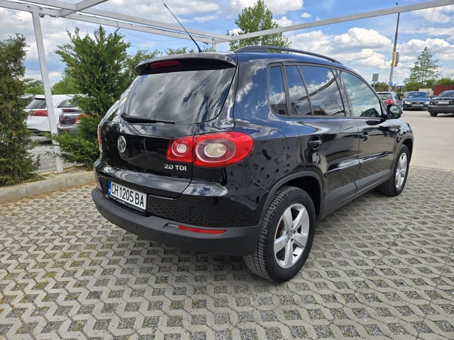 VW Tiguan 2.0TDI-140кс= АВТОМАТ= 4MOTION= ПАРКТРОНИК - автомобили, коли, обяви за нови и употребявани 2