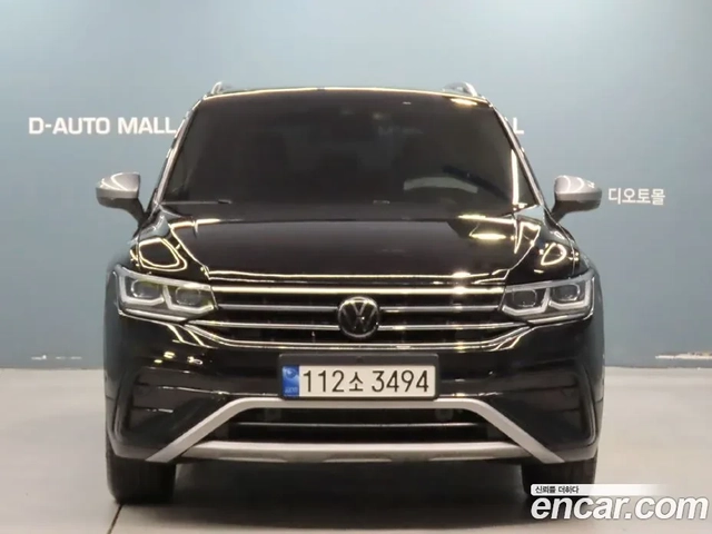 VW Tiguan PRESTIGE - автомобили, коли, обяви за нови и употребявани 2