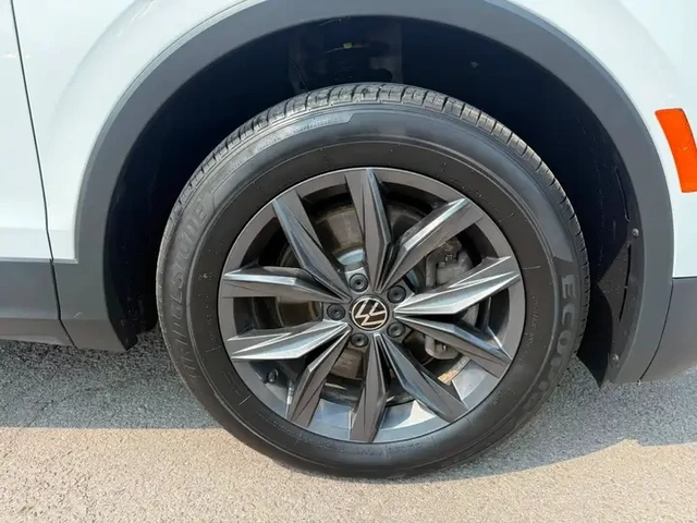 VW Tiguan Comfortline* AWD* КОЖА* ДИГИТАЛНО ТАБЛО - автомобили, коли, обяви за нови и употребявани 11