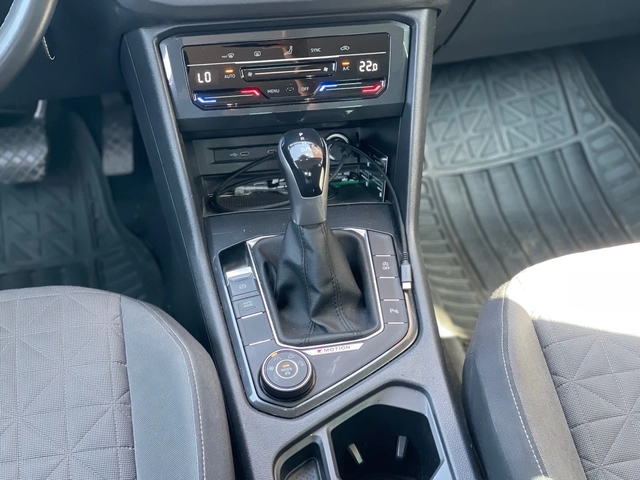 VW Tiguan 2.0TDI* 4MOTION* 92 000KM* FACELIFT - автомобили, коли, обяви за нови и употребявани 7