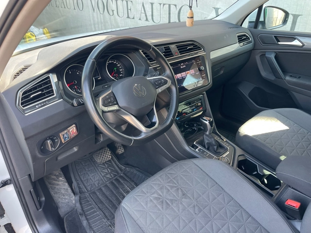 VW Tiguan 2.0TDI* 4MOTION* 92 000KM* FACELIFT - автомобили, коли, обяви за нови и употребявани 9