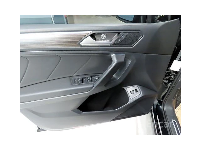 VW Tiguan Allspace 2.0 TSI Prestige | ОБДУХВАНЕ. | 360 КАМЕРА | - автомобили, коли, обяви за нови и употребявани 11