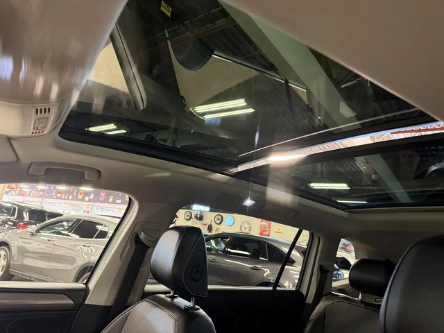 VW Tiguan COMFORTLINE 7 PASS AWD LEATHER PAN/ROOF B/SPOT CAM All Wheel Drive - автомобили, коли, обяви за нови и употребявани 14