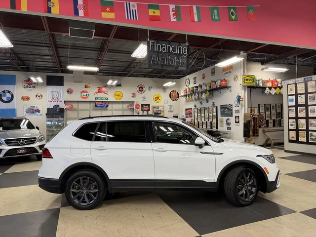 VW Tiguan COMFORTLINE 7 PASS AWD LEATHER PAN/ROOF B/SPOT CAM All Wheel Drive - автомобили, коли, обяви за нови и употребявани 7