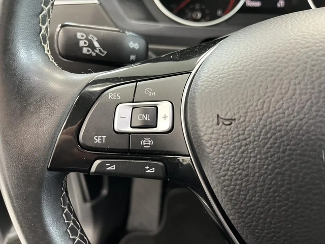 VW Tiguan COMFORTLINE / AWD + TOIT + GPS + CAMERA + CUIR +++ - автомобили, коли, обяви за нови и употребявани 13