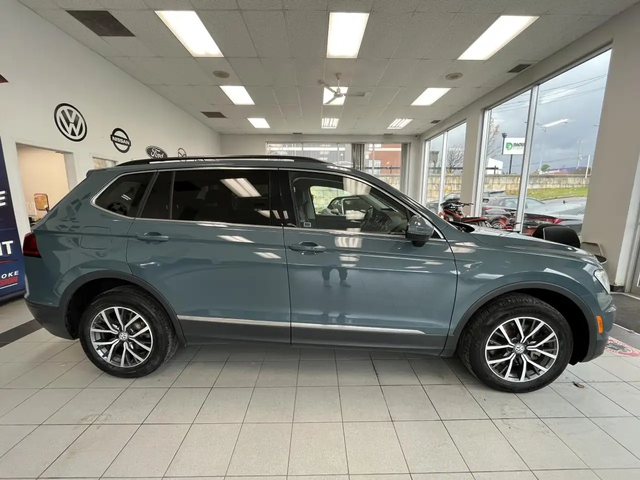 VW Tiguan COMFORTLINE / AWD + TOIT + GPS + CAMERA + CUIR +++ - автомобили, коли, обяви за нови и употребявани 6