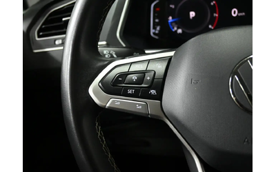 VW Tiguan Comfortline  No Accident Leather Heated Seats Remote Start All Wheel Drive - автомобили, коли, обяви за нови и употребявани 13