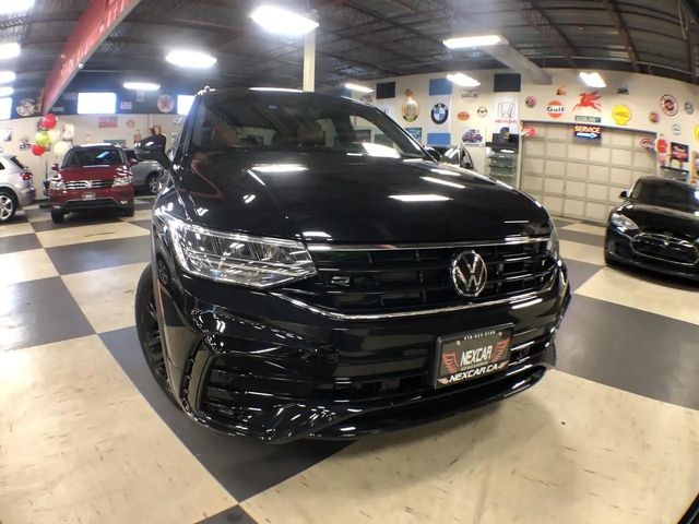 VW Tiguan COMFORTLINE R-LINE B/EDITION AWD LEATHER PAN/ROOF All Wheel Drive - автомобили, коли, обяви за нови и употребявани 14