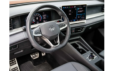VW Tiguan Comfortline R-Line Black Edition All Wheel Drive - автомобили, коли, обяви за нови и употребявани 10