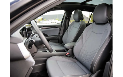 VW Tiguan Comfortline R-Line Black Edition All Wheel Drive - автомобили, коли, обяви за нови и употребявани 11