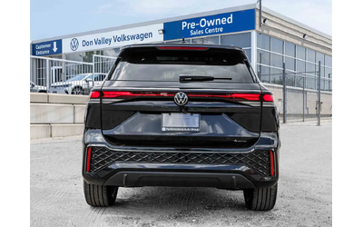 VW Tiguan Comfortline R-Line Black Edition All Wheel Drive - автомобили, коли, обяви за нови и употребявани 7