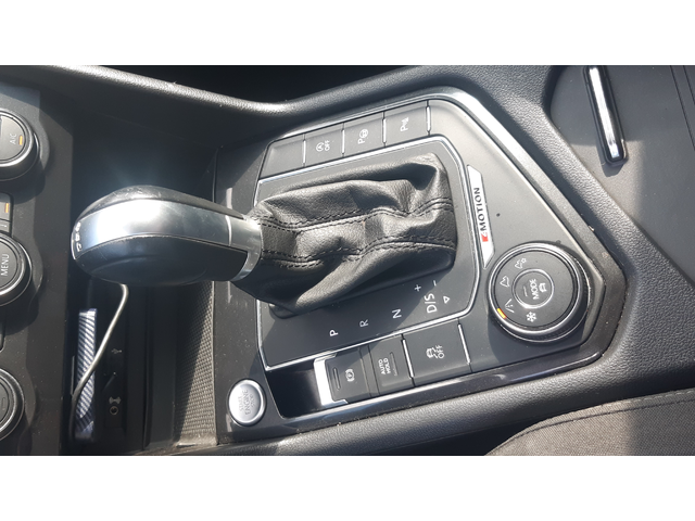 VW Tiguan Highline 2.0 TSI 4Motion - автомобили, коли, обяви за нови и употребявани 13