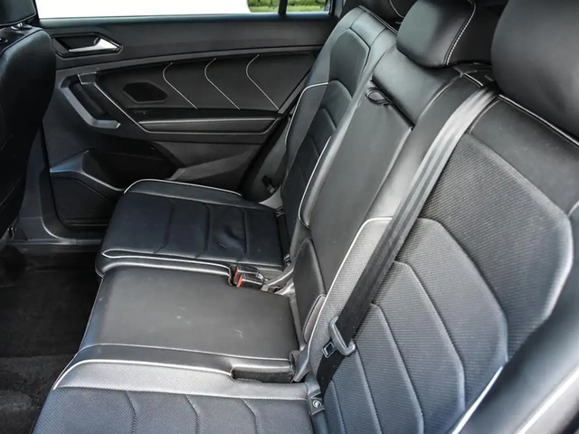 VW Tiguan Highline 2.0T 8sp at w/Tip 4M All Wheel Drive - автомобили, коли, обяви за нови и употребявани 12