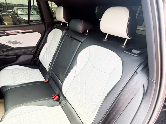 VW Tiguan Highline All Wheel Drive - автомобили, коли, обяви за нови и употребявани 18