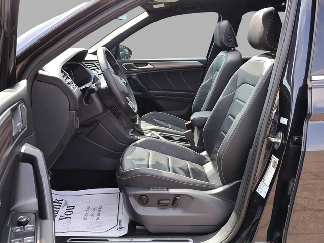 VW Tiguan HIGHLINE R-LINE 4MOTION *ACCIDENT FREE*SERVICE RECORDS*7 SEATES* CAMERA NAV BLUETOOTH LEATHER HEATED SEATS PANO ROOF CRUI All Wheel Drive - автомобили, коли, обяви за нови и употребявани 14