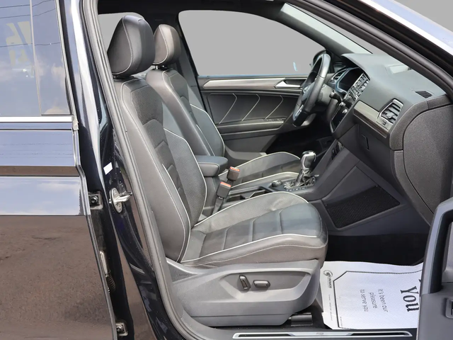 VW Tiguan HIGHLINE R-LINE 4MOTION *ACCIDENT FREE*SERVICE RECORDS*7 SEATES* CAMERA NAV BLUETOOTH LEATHER HEATED SEATS PANO ROOF CRUI All Wheel Drive - автомобили, коли, обяви за нови и употребявани 18