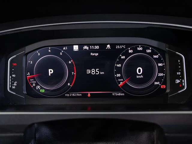VW Tiguan HIGHLINE R-LINE AWD | Nav | Panoroof | CarPlay All Wheel Drive - автомобили, коли, обяви за нови и употребявани 12