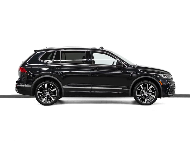 VW Tiguan HIGHLINE R-LINE AWD | Nav | Panoroof | CarPlay All Wheel Drive - автомобили, коли, обяви за нови и употребявани 2