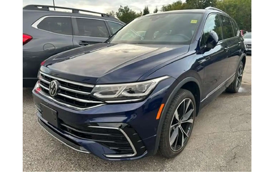 vw-tiguan-highline-r-line-cpo-clean-carfax-new-brake-battery-all-wheel-drive - 0