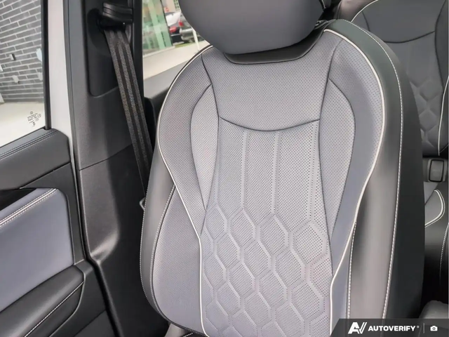 VW Tiguan Highline Turbo R-Line Highline Turbo R All Wheel Drive - автомобили, коли, обяви за нови и употребявани 19