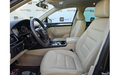 VW Touareg 3.0TDI-240кс= 8СКОРОСТИ= 4x4= LED= ПОДГРЕВ= НАВИ - автомобили, коли, обяви за нови и употребявани 6