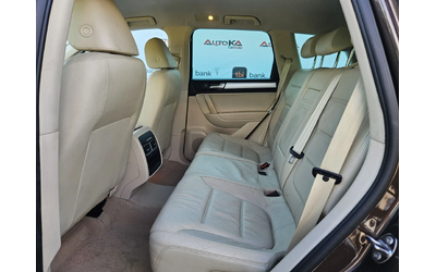 VW Touareg 3.0TDI-240кс= 8СКОРОСТИ= 4x4= LED= ПОДГРЕВ= НАВИ - автомобили, коли, обяви за нови и употребявани 8