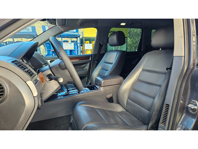 VW Touareg 3.0 Navig/Klimatronik/Avtomat/Facelift - автомобили, коли, обяви за нови и употребявани 10