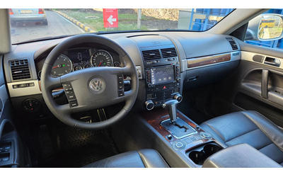 VW Touareg 3.0 Navig/Klimatronik/Avtomat/Facelift - автомобили, коли, обяви за нови и употребявани 8