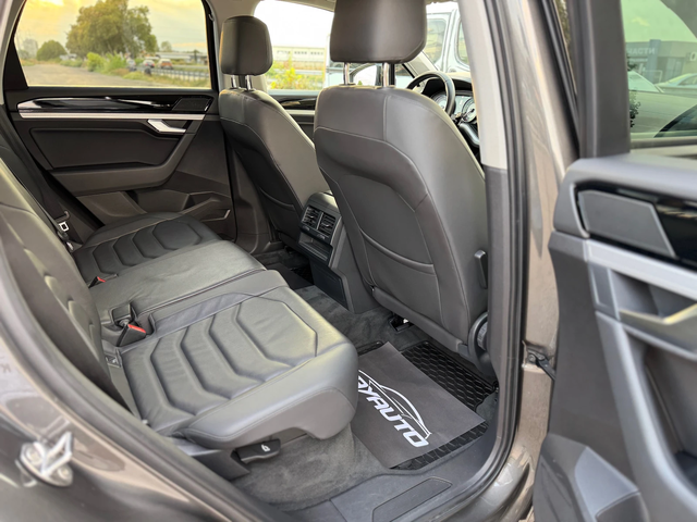 VW Touareg 3.0TDI= 4Motion= Style= - автомобили, коли, обяви за нови и употребявани 12