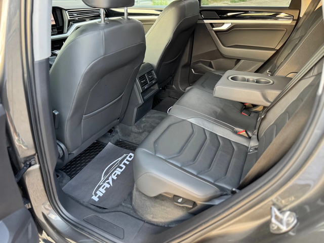 VW Touareg 3.0TDI= 4Motion= Style= - автомобили, коли, обяви за нови и употребявани 13