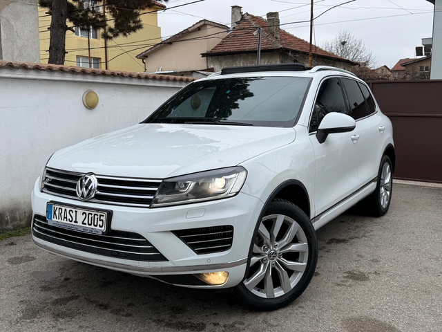 VW Touareg 3.0TDI FACELIFT R-LINE PANORAMA NAVI XENON - автомобили, коли, обяви за нови и употребявани 0