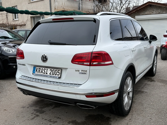 VW Touareg 3.0TDI FACELIFT R-LINE PANORAMA NAVI XENON - автомобили, коли, обяви за нови и употребявани 5