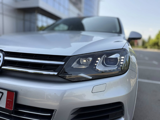 VW Touareg 3.0 TDI Сервизна история НЕ Е НА ВЪЗДУХ - автомобили, коли, обяви за нови и употребявани 12