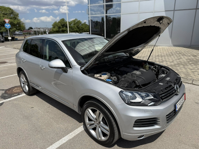 VW Touareg 3.0 TDI Сервизна история НЕ Е НА ВЪЗДУХ - автомобили, коли, обяви за нови и употребявани 6