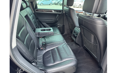 VW Touareg 3.0TDI-239кс/АВТОМАТ/4x4/LED/NAVI/ЛИЗИНГ - автомобили, коли, обяви за нови и употребявани 14