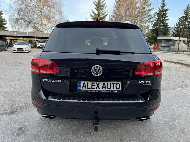 VW Touareg 3.0TDI-239кс/АВТОМАТ/4x4/LED/NAVI/ЛИЗИНГ - автомобили, коли, обяви за нови и употребявани 4