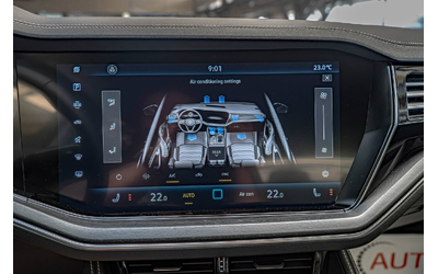 VW Touareg 3.0TDI/4Motion/Virtual/Камера/Подгрев - автомобили, коли, обяви за нови и употребявани 11