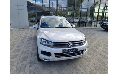 vw-touareg-3-0tdi-8-skorosti-obsluzhen-top-sastoyanie - 0