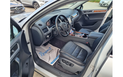 VW Touareg 3.0TDi-8 СКОРОСТИ * ОБСЛУЖЕН* ТОП СЪСТОЯНИЕ! - автомобили, коли, обяви за нови и употребявани 6