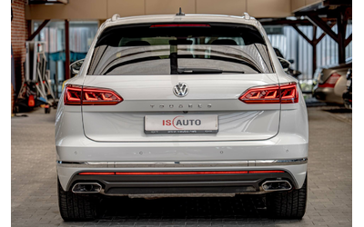 VW Touareg 3.0TDI/ACC/HuD/Virtual/Амбиент/Камера/Lane Assist/Matrix - автомобили, коли, обяви за нови и употребявани 3
