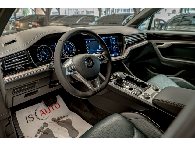 VW Touareg 3.0TDI/ACC/HuD/Virtual/Амбиент/Камера/Lane Assist/Matrix - автомобили, коли, обяви за нови и употребявани 6
