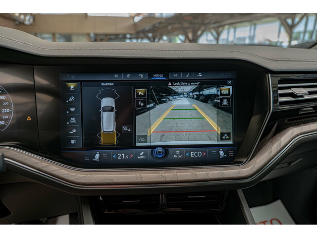 VW Touareg 3.0TDI/ACC/HuD/Virtual/Амбиент/Камера/Lane Assist/Matrix - автомобили, коли, обяви за нови и употребявани 9