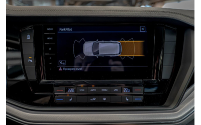 VW Touareg 3.0TDI/Elegance/4Motion/Lane Assist/F1/Isofix - автомобили, коли, обяви за нови и употребявани 11