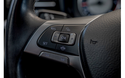 VW Touareg 3.0TDI/Elegance/4Motion/Lane Assist/F1/Isofix - автомобили, коли, обяви за нови и употребявани 13