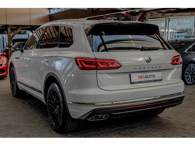 VW Touareg 3.0TDI/Elegance/4Motion/Lane Assist/F1/Isofix - автомобили, коли, обяви за нови и употребявани 4