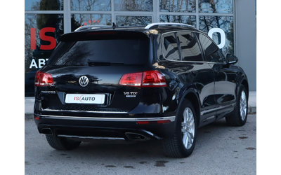 vw-touareg-3-0tdi-terrain-tech-obduhvane-dynaudio-pano-kamera - 5