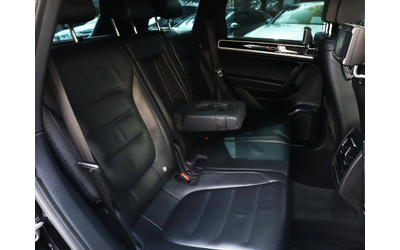 VW Touareg 3.0TDI/Terrain-Tech/Обдухване/dYnaudio/Пано/Камера - автомобили, коли, обяви за нови и употребявани 8